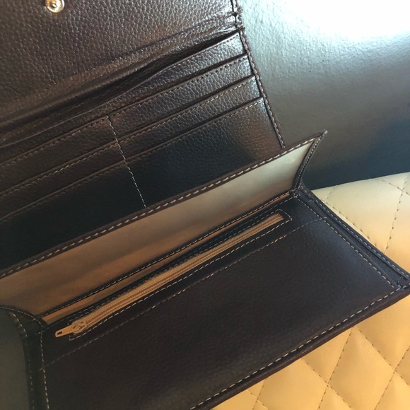 Coach Wallet - Picture 6 of 7